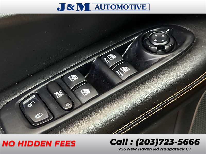 2020 Jeep Compass Limited, available for sale in Naugatuck, Connecticut | J&M Automotive Sls&Svc LLC. Naugatuck, Connecticut 2020 Jeep Compass Limited, available for sale in Naugatuck, Connecticut | J&M Automotive Sls&Svc LLC. Naugatuck, Connecticut