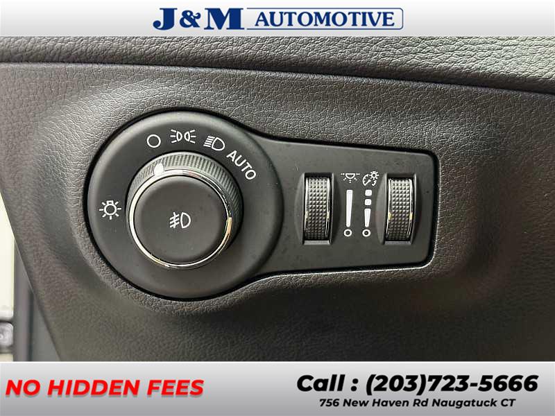 2020 Jeep Compass Limited, available for sale in Naugatuck, Connecticut | J&M Automotive Sls&Svc LLC. Naugatuck, Connecticut 2020 Jeep Compass Limited, available for sale in Naugatuck, Connecticut | J&M Automotive Sls&Svc LLC. Naugatuck, Connecticut