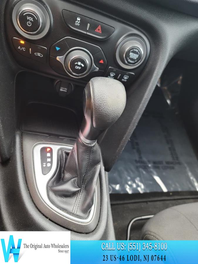 2013 Dodge Dart 4dr Sedan SXT, available for sale in Lodi, New Jersey | AW Auto & Truck Wholesalers, Inc. Lodi, New Jersey 2013 Dodge Dart 4dr Sedan SXT, available for sale in Lodi, New Jersey | AW Auto & Truck Wholesalers, Inc. Lodi, New Jersey