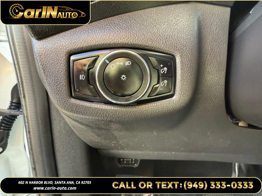 2016 Ford Transit Connect LWB XLT w/Rear Liftgate, available for sale in Santa Ana, California | Carin Auto. Santa Ana, California 2016 Ford Transit Connect LWB XLT w/Rear Liftgate, available for sale in Santa Ana, California | Carin Auto. Santa Ana, California