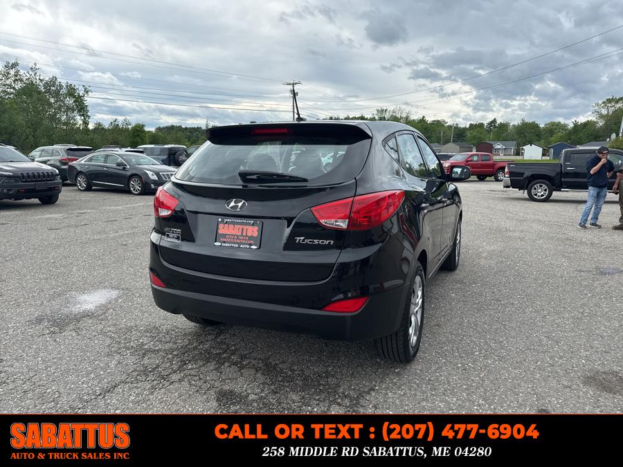 2010 Hyundai Tucson FWD 4dr I4 Auto GLS, available for sale in Sabattus, Maine | Sabattus Auto and Truck Sales Inc. Sabattus, Maine 2010 Hyundai Tucson FWD 4dr I4 Auto GLS, available for sale in Sabattus, Maine | Sabattus Auto and Truck Sales Inc. Sabattus, Maine