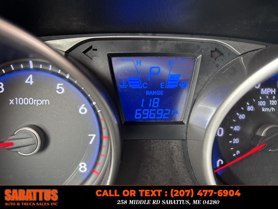 2010 Hyundai Tucson FWD 4dr I4 Auto GLS, available for sale in Sabattus, Maine | Sabattus Auto and Truck Sales Inc. Sabattus, Maine 2010 Hyundai Tucson FWD 4dr I4 Auto GLS, available for sale in Sabattus, Maine | Sabattus Auto and Truck Sales Inc. Sabattus, Maine
