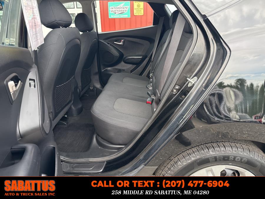 2010 Hyundai Tucson FWD 4dr I4 Auto GLS, available for sale in Sabattus, Maine | Sabattus Auto and Truck Sales Inc. Sabattus, Maine 2010 Hyundai Tucson FWD 4dr I4 Auto GLS, available for sale in Sabattus, Maine | Sabattus Auto and Truck Sales Inc. Sabattus, Maine