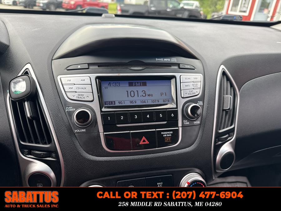 2010 Hyundai Tucson FWD 4dr I4 Auto GLS, available for sale in Sabattus, Maine | Sabattus Auto and Truck Sales Inc. Sabattus, Maine 2010 Hyundai Tucson FWD 4dr I4 Auto GLS, available for sale in Sabattus, Maine | Sabattus Auto and Truck Sales Inc. Sabattus, Maine