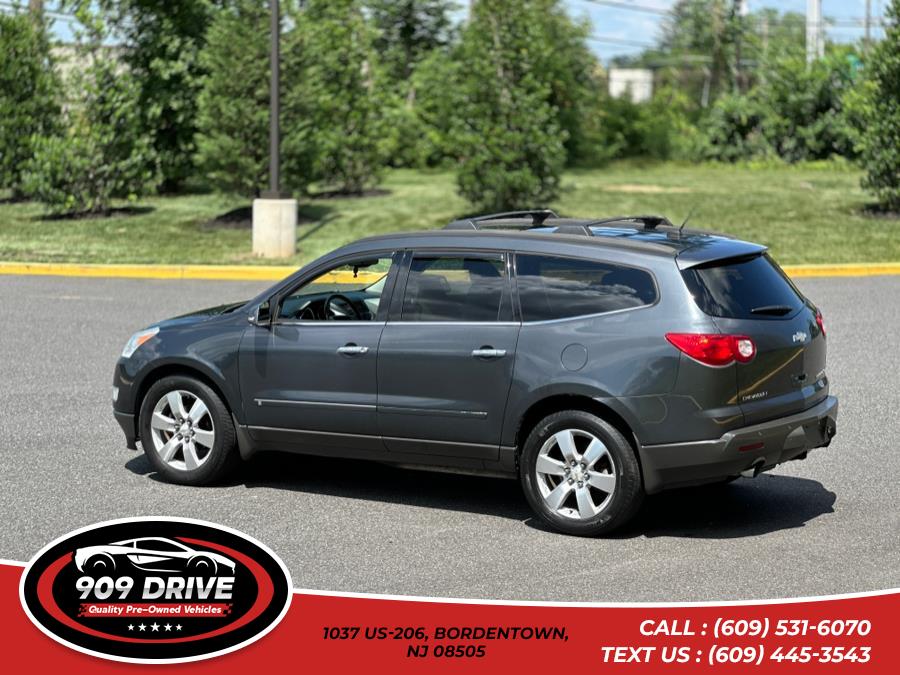 2009 Chevrolet Traverse LTZ AWD, available for sale in BORDENTOWN, New Jersey | 909 Drive. BORDENTOWN, New Jersey 2009 Chevrolet Traverse LTZ AWD, available for sale in BORDENTOWN, New Jersey | 909 Drive. BORDENTOWN, New Jersey