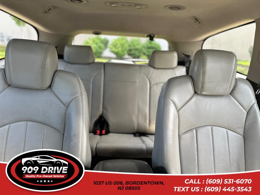 2009 Chevrolet Traverse LTZ AWD, available for sale in BORDENTOWN, New Jersey | 909 Drive. BORDENTOWN, New Jersey 2009 Chevrolet Traverse LTZ AWD, available for sale in BORDENTOWN, New Jersey | 909 Drive. BORDENTOWN, New Jersey