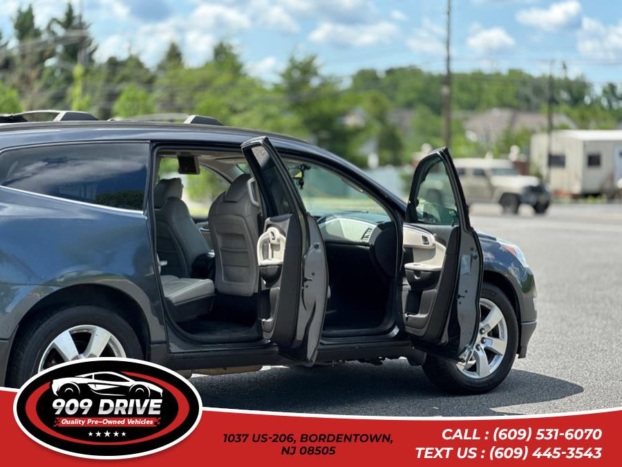 2009 Chevrolet Traverse LTZ AWD, available for sale in BORDENTOWN, New Jersey | 909 Drive. BORDENTOWN, New Jersey 2009 Chevrolet Traverse LTZ AWD, available for sale in BORDENTOWN, New Jersey | 909 Drive. BORDENTOWN, New Jersey