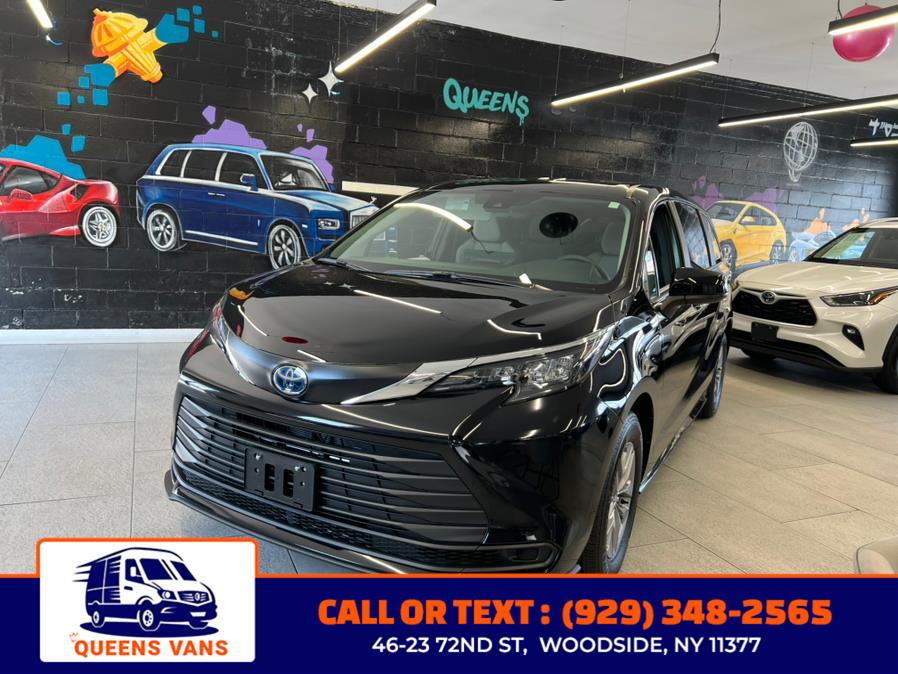 Used 2025 Toyota Sienna in Woodside, New York | Queens Vans LLC. Woodside, New York