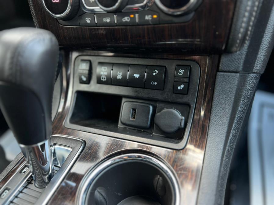 2017 Chevrolet Traverse AWD 4dr Premier, available for sale in Paterson, New Jersey | Speedway Motors LLC. Paterson, New Jersey 2017 Chevrolet Traverse AWD 4dr Premier, available for sale in Paterson, New Jersey | Speedway Motors LLC. Paterson, New Jersey