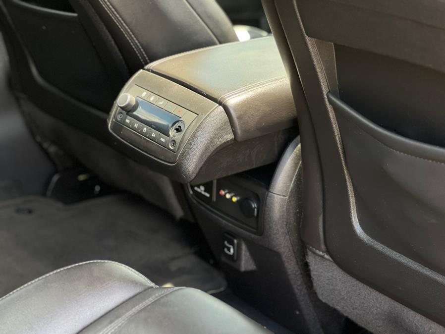 2017 Chevrolet Traverse AWD 4dr Premier, available for sale in Paterson, New Jersey | Speedway Motors LLC. Paterson, New Jersey 2017 Chevrolet Traverse AWD 4dr Premier, available for sale in Paterson, New Jersey | Speedway Motors LLC. Paterson, New Jersey