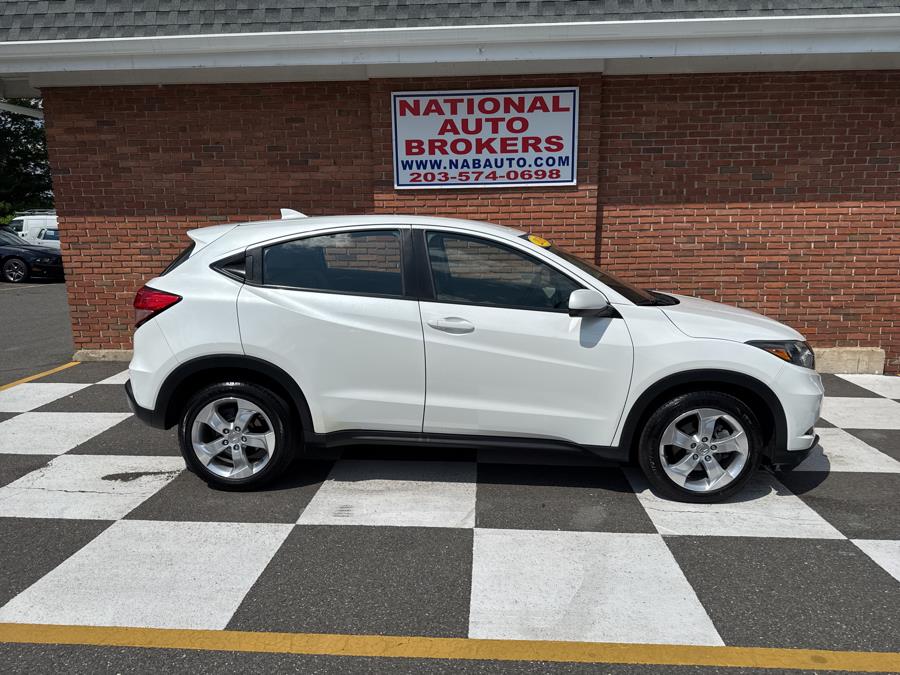 2016 Honda HR-V AWD 4dr LX, available for sale in Waterbury, Connecticut | National Auto Brokers, Inc.. Waterbury, Connecticut 2016 Honda HR-V AWD 4dr LX, available for sale in Waterbury, Connecticut | National Auto Brokers, Inc.. Waterbury, Connecticut