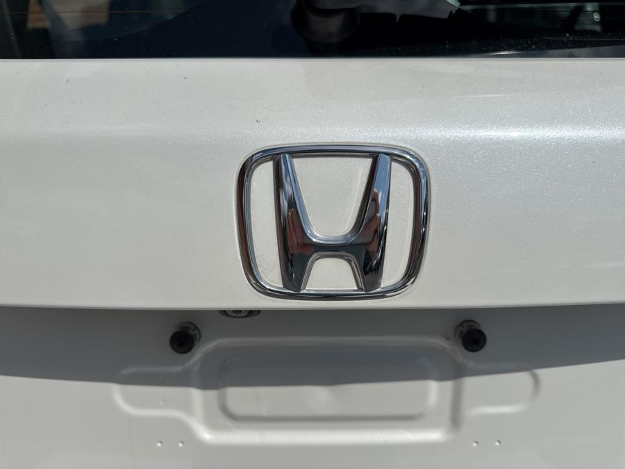 2016 Honda HR-V AWD 4dr LX, available for sale in Waterbury, Connecticut | National Auto Brokers, Inc.. Waterbury, Connecticut 2016 Honda HR-V AWD 4dr LX, available for sale in Waterbury, Connecticut | National Auto Brokers, Inc.. Waterbury, Connecticut