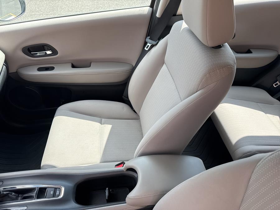 2016 Honda HR-V AWD 4dr LX, available for sale in Waterbury, Connecticut | National Auto Brokers, Inc.. Waterbury, Connecticut 2016 Honda HR-V AWD 4dr LX, available for sale in Waterbury, Connecticut | National Auto Brokers, Inc.. Waterbury, Connecticut