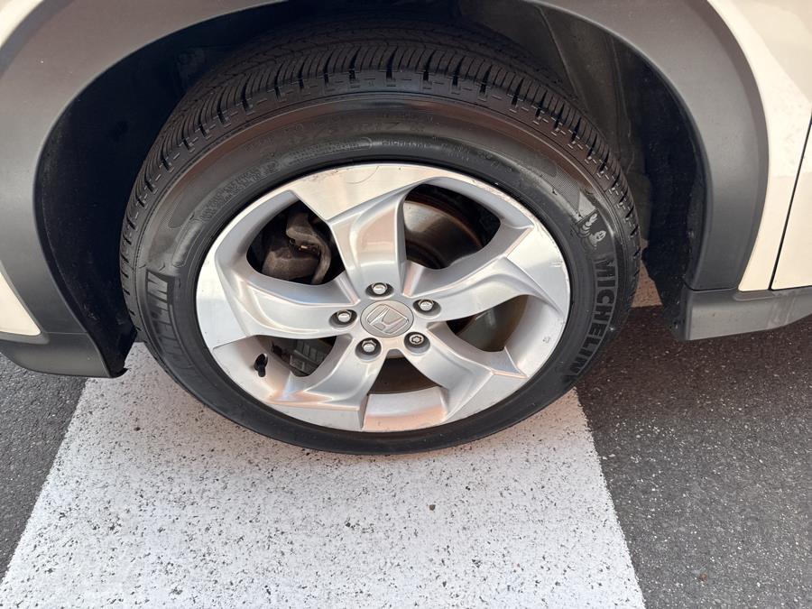 2016 Honda HR-V AWD 4dr LX, available for sale in Waterbury, Connecticut | National Auto Brokers, Inc.. Waterbury, Connecticut 2016 Honda HR-V AWD 4dr LX, available for sale in Waterbury, Connecticut | National Auto Brokers, Inc.. Waterbury, Connecticut