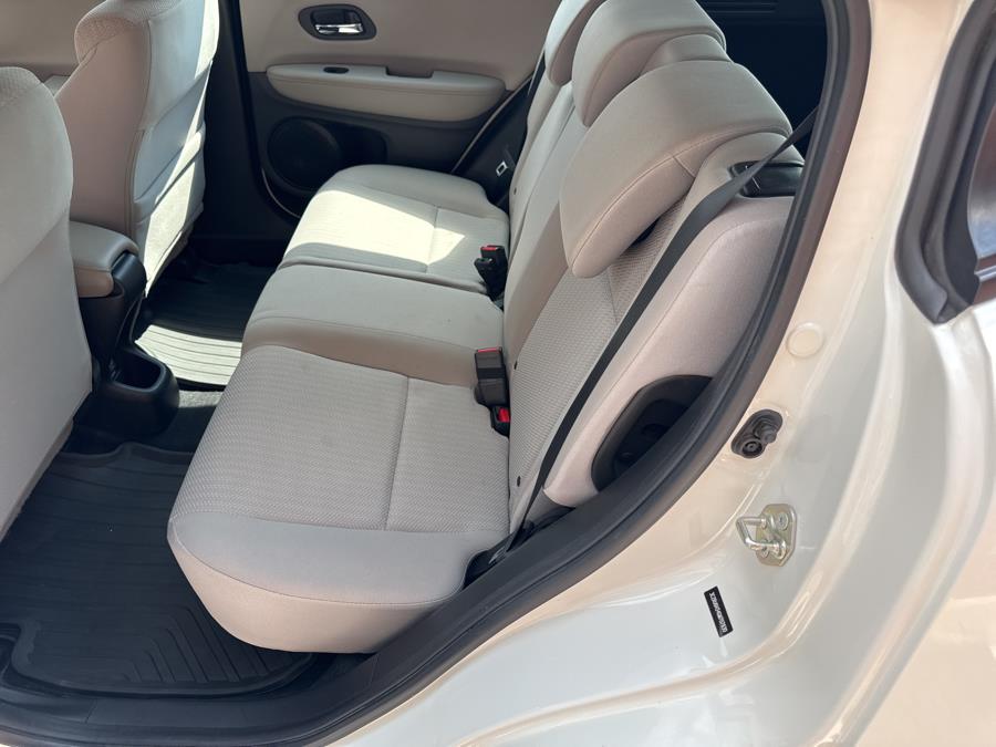 2016 Honda HR-V AWD 4dr LX, available for sale in Waterbury, Connecticut | National Auto Brokers, Inc.. Waterbury, Connecticut 2016 Honda HR-V AWD 4dr LX, available for sale in Waterbury, Connecticut | National Auto Brokers, Inc.. Waterbury, Connecticut