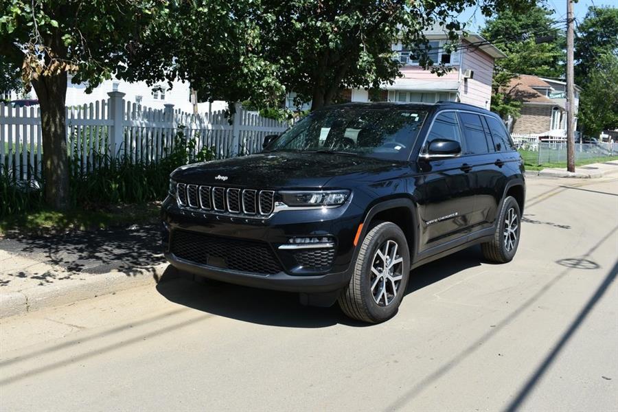 2024 Jeep Grand Cherokee Limited, available for sale in Hempstead, New York | Certified Auto Group. Hempstead, New York 2024 Jeep Grand Cherokee Limited, available for sale in Hempstead, New York | Certified Auto Group. Hempstead, New York