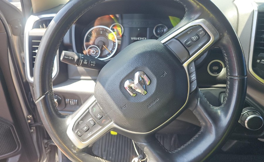 2019 Ram 1500 Big Horn/Lone Star 4x2 Quad Cab 6''4" Box, available for sale in Fort Myers, Florida | Carlux Fort Myers. Fort Myers, Florida 2019 Ram 1500 Big Horn/Lone Star 4x2 Quad Cab 6''4" Box, available for sale in Fort Myers, Florida | Carlux Fort Myers. Fort Myers, Florida