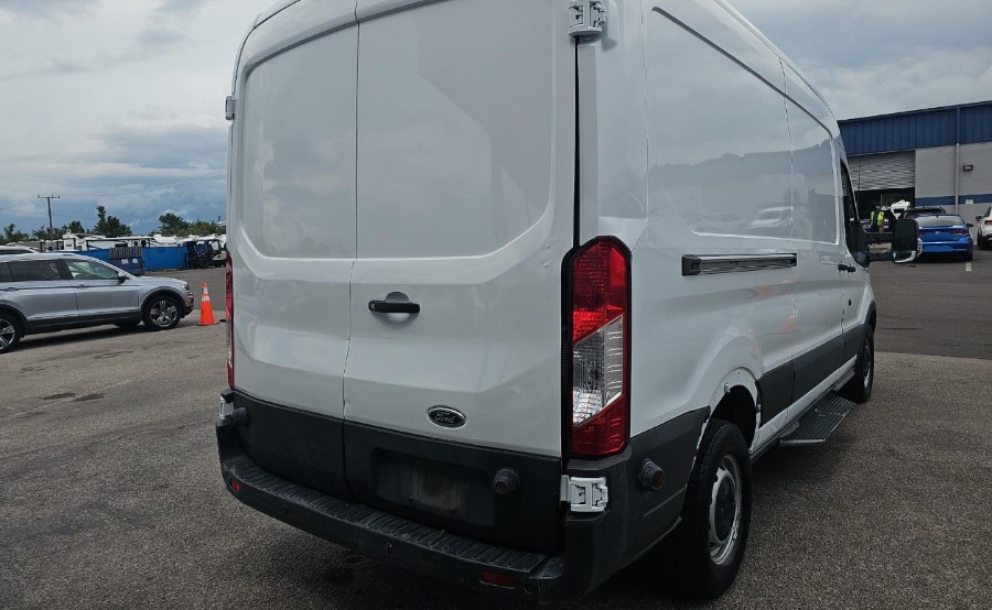 2018 Ford Transit Van T-250 148" Med Rf 9000 GVWR Sliding RH Dr, available for sale in Woodside, New York | Drive Central. Woodside, New York 2018 Ford Transit Van T-250 148" Med Rf 9000 GVWR Sliding RH Dr, available for sale in Woodside, New York | Drive Central. Woodside, New York
