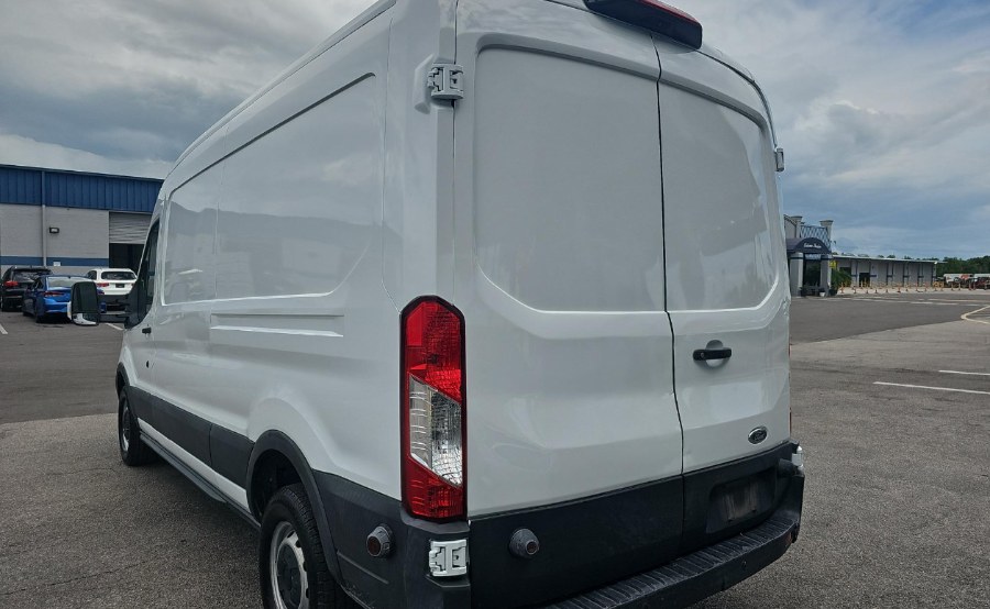 2018 Ford Transit Van T-250 148" Med Rf 9000 GVWR Sliding RH Dr, available for sale in Woodside, New York | Drive Central. Woodside, New York 2018 Ford Transit Van T-250 148" Med Rf 9000 GVWR Sliding RH Dr, available for sale in Woodside, New York | Drive Central. Woodside, New York