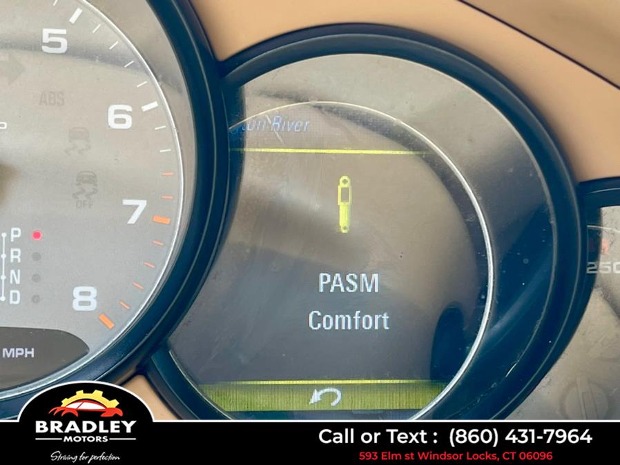 2012 Porsche Panamera 4S Executive, available for sale in Windsor Locks, Connecticut | Bradley Motors Inc. Windsor Locks, Connecticut 2012 Porsche Panamera 4S Executive, available for sale in Windsor Locks, Connecticut | Bradley Motors Inc. Windsor Locks, Connecticut