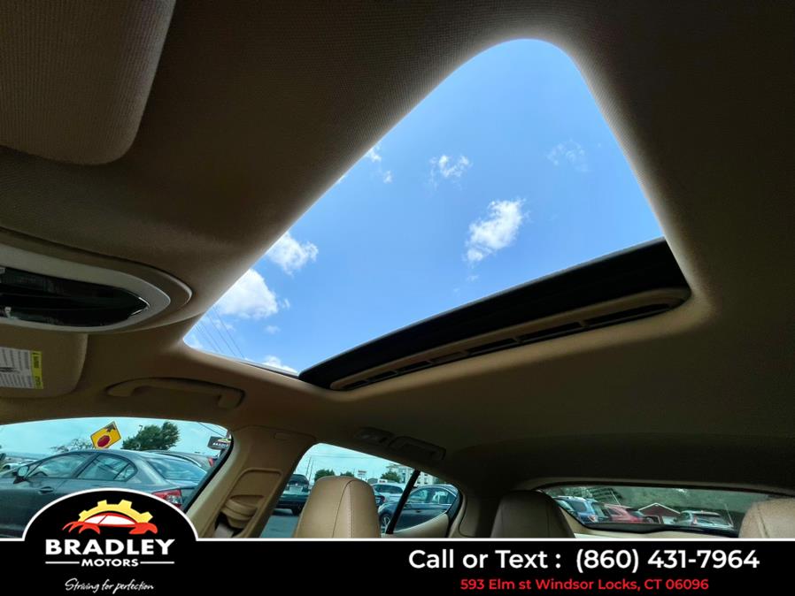 2012 Porsche Panamera 4S Executive, available for sale in Windsor Locks, Connecticut | Bradley Motors Inc. Windsor Locks, Connecticut 2012 Porsche Panamera 4S Executive, available for sale in Windsor Locks, Connecticut | Bradley Motors Inc. Windsor Locks, Connecticut