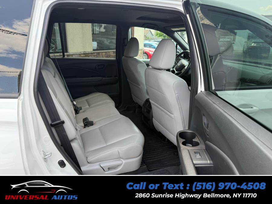 2022 Honda Passport EX-L FWD, available for sale in Bellmore, New York | Universal Autos. Bellmore, New York 2022 Honda Passport EX-L FWD, available for sale in Bellmore, New York | Universal Autos. Bellmore, New York