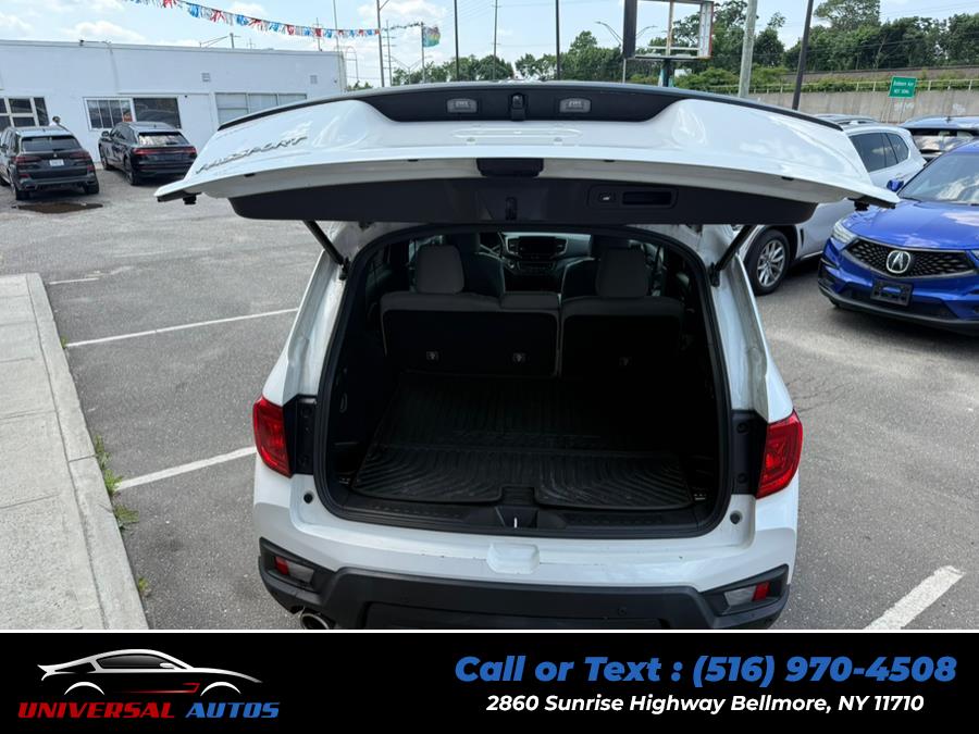 2022 Honda Passport EX-L FWD, available for sale in Bellmore, New York | Universal Autos. Bellmore, New York 2022 Honda Passport EX-L FWD, available for sale in Bellmore, New York | Universal Autos. Bellmore, New York