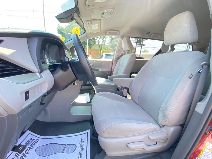 2019 Toyota Sienna L FWD 7-Passenger (Natl), available for sale in Union, New Jersey | Drive Auto Boutique. Union, New Jersey 2019 Toyota Sienna L FWD 7-Passenger (Natl), available for sale in Union, New Jersey | Drive Auto Boutique. Union, New Jersey