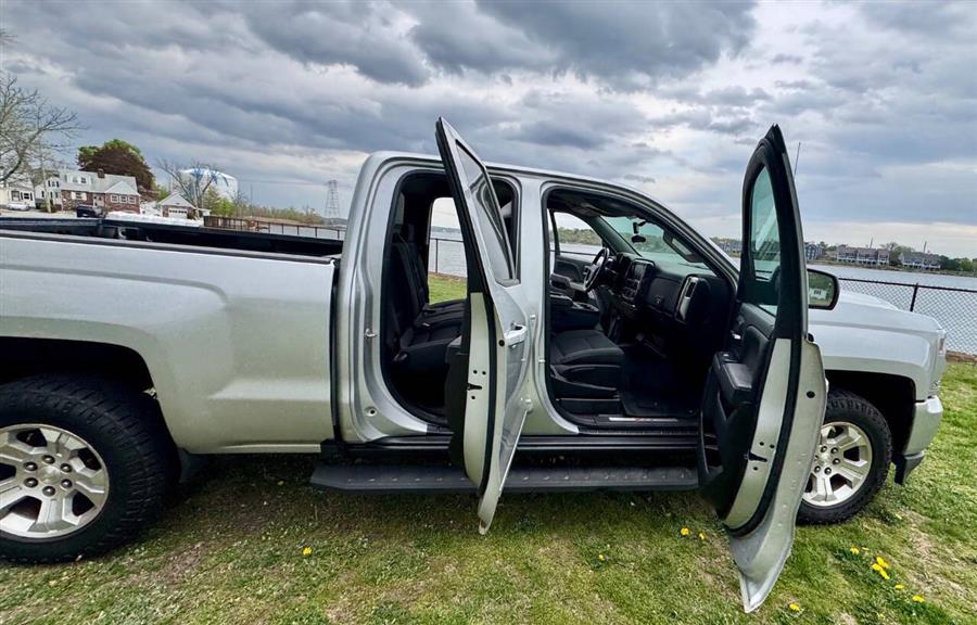 2017 Chevrolet Silverado 1500 LT Z71 4x4 4dr Double Cab 6.5 ft. SB, available for sale in Salem, Massachusetts | Dave Franks Auto Sales. Salem, Massachusetts 2017 Chevrolet Silverado 1500 LT Z71 4x4 4dr Double Cab 6.5 ft. SB, available for sale in Salem, Massachusetts | Dave Franks Auto Sales. Salem, Massachusetts