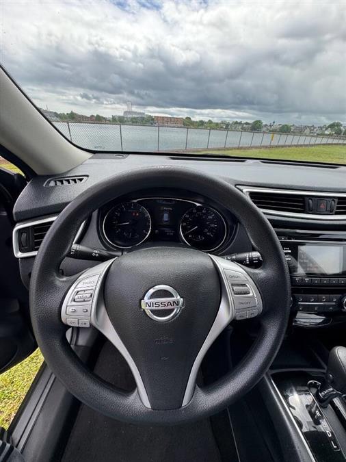 2016 Nissan Rogue S AWD 4dr Crossover, available for sale in Salem, Massachusetts | Dave Franks Auto Sales. Salem, Massachusetts 2016 Nissan Rogue S AWD 4dr Crossover, available for sale in Salem, Massachusetts | Dave Franks Auto Sales. Salem, Massachusetts