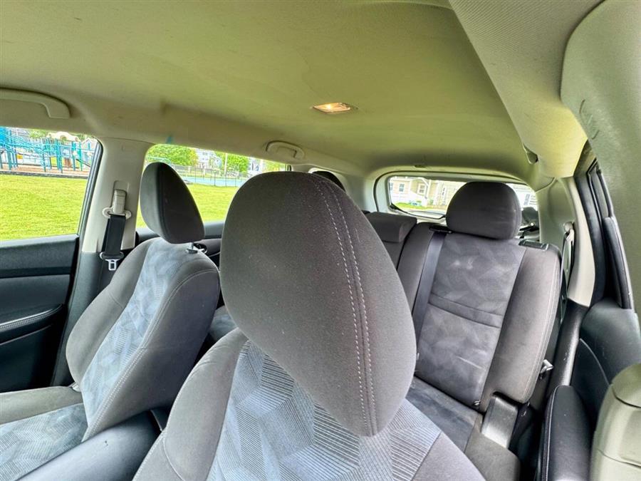 2016 Nissan Rogue S AWD 4dr Crossover, available for sale in Salem, Massachusetts | Dave Franks Auto Sales. Salem, Massachusetts 2016 Nissan Rogue S AWD 4dr Crossover, available for sale in Salem, Massachusetts | Dave Franks Auto Sales. Salem, Massachusetts