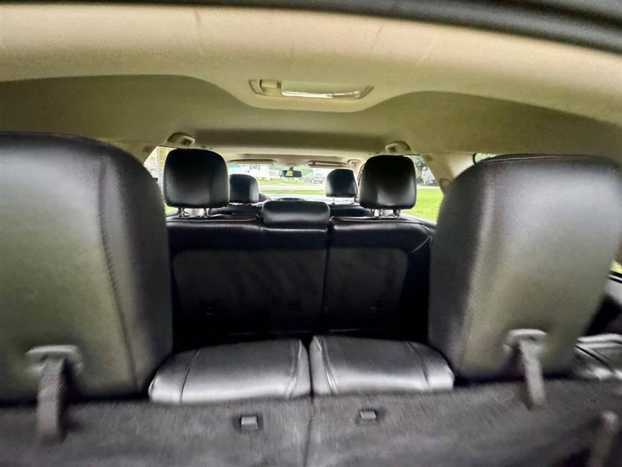 2014 Infiniti Qx60 Base AWD 4dr SUV, available for sale in Salem, Massachusetts | Dave Franks Auto Sales. Salem, Massachusetts 2014 Infiniti Qx60 Base AWD 4dr SUV, available for sale in Salem, Massachusetts | Dave Franks Auto Sales. Salem, Massachusetts