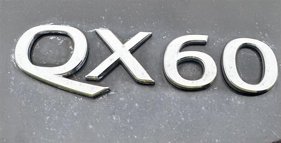 2014 Infiniti Qx60 Base AWD 4dr SUV, available for sale in Salem, Massachusetts | Dave Franks Auto Sales. Salem, Massachusetts 2014 Infiniti Qx60 Base AWD 4dr SUV, available for sale in Salem, Massachusetts | Dave Franks Auto Sales. Salem, Massachusetts