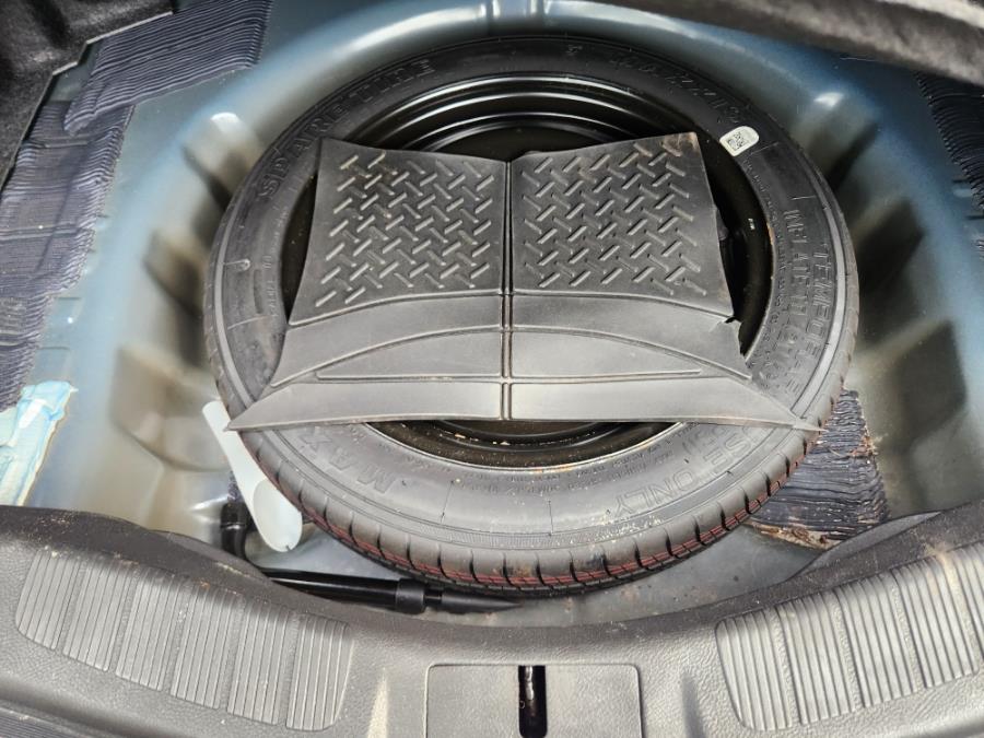 2014 Ford Fusion 4dr Sdn SE FWD, available for sale in West Babylon, New York | SGM Auto Sales. West Babylon, New York 2014 Ford Fusion 4dr Sdn SE FWD, available for sale in West Babylon, New York | SGM Auto Sales. West Babylon, New York