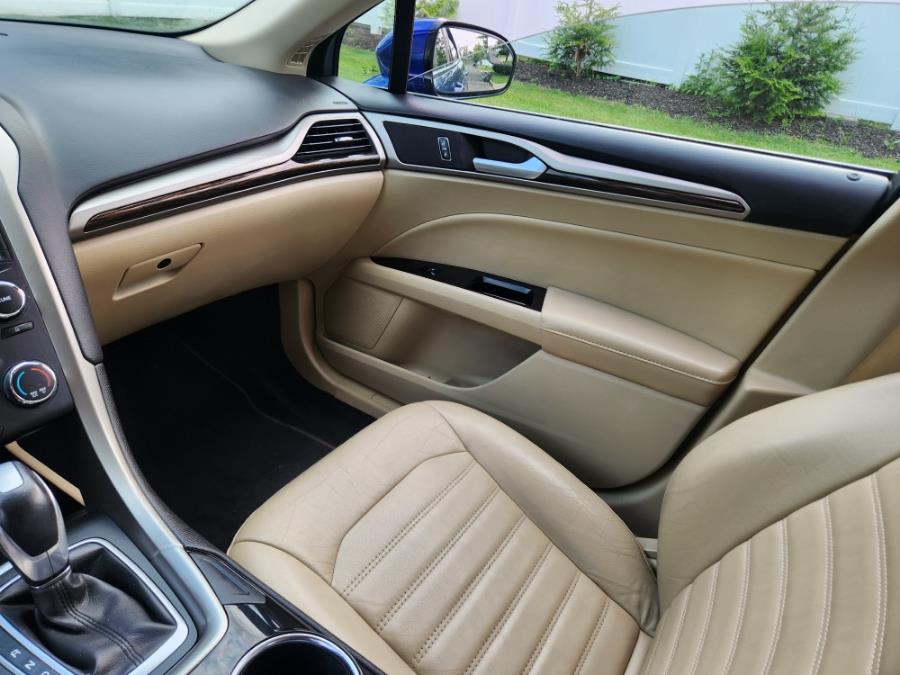 2014 Ford Fusion 4dr Sdn SE FWD, available for sale in West Babylon, New York | SGM Auto Sales. West Babylon, New York 2014 Ford Fusion 4dr Sdn SE FWD, available for sale in West Babylon, New York | SGM Auto Sales. West Babylon, New York