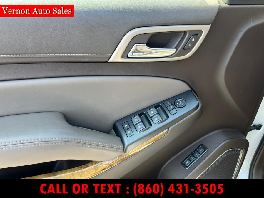 2017 GMC Yukon 4WD 4dr Denali, available for sale in Manchester, Connecticut | Vernon Auto Sale & Service. Manchester, Connecticut 2017 GMC Yukon 4WD 4dr Denali, available for sale in Manchester, Connecticut | Vernon Auto Sale & Service. Manchester, Connecticut