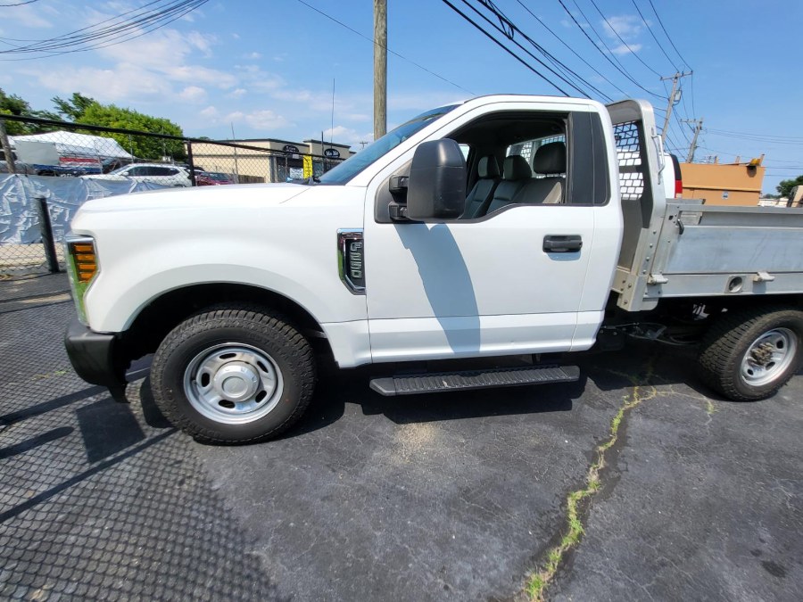 2018 Ford Super Duty F-250 SRW PICKUP / FLATBED 2WD, available for sale in COPIAGUE, New York | Warwick Auto Sales Inc. COPIAGUE, New York 2018 Ford Super Duty F-250 SRW PICKUP / FLATBED 2WD, available for sale in COPIAGUE, New York | Warwick Auto Sales Inc. COPIAGUE, New York