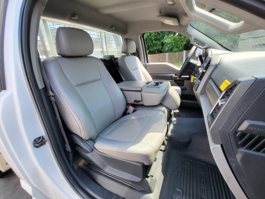 2018 Ford Super Duty F-250 SRW PICKUP / FLATBED 2WD, available for sale in COPIAGUE, New York | Warwick Auto Sales Inc. COPIAGUE, New York 2018 Ford Super Duty F-250 SRW PICKUP / FLATBED 2WD, available for sale in COPIAGUE, New York | Warwick Auto Sales Inc. COPIAGUE, New York