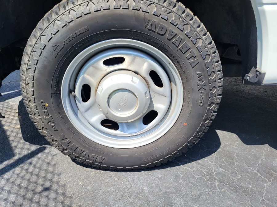 2018 Ford Super Duty F-250 SRW PICKUP / FLATBED 2WD, available for sale in COPIAGUE, New York | Warwick Auto Sales Inc. COPIAGUE, New York 2018 Ford Super Duty F-250 SRW PICKUP / FLATBED 2WD, available for sale in COPIAGUE, New York | Warwick Auto Sales Inc. COPIAGUE, New York