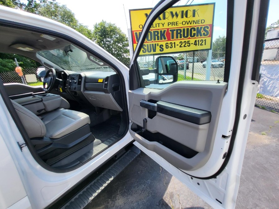 2018 Ford Super Duty F-250 SRW PICKUP / FLATBED 2WD, available for sale in COPIAGUE, New York | Warwick Auto Sales Inc. COPIAGUE, New York 2018 Ford Super Duty F-250 SRW PICKUP / FLATBED 2WD, available for sale in COPIAGUE, New York | Warwick Auto Sales Inc. COPIAGUE, New York