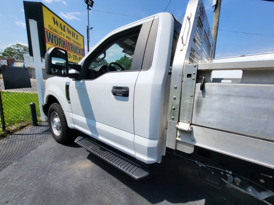 2018 Ford Super Duty F-250 SRW PICKUP / FLATBED 2WD, available for sale in COPIAGUE, New York | Warwick Auto Sales Inc. COPIAGUE, New York 2018 Ford Super Duty F-250 SRW PICKUP / FLATBED 2WD, available for sale in COPIAGUE, New York | Warwick Auto Sales Inc. COPIAGUE, New York