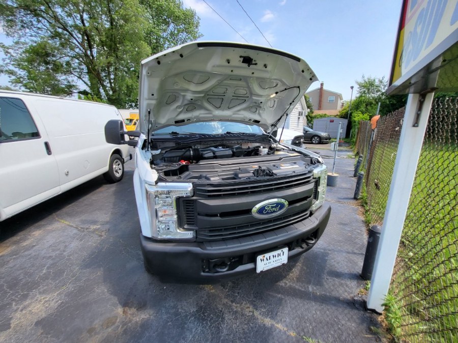 2018 Ford Super Duty F-250 SRW PICKUP / FLATBED 2WD, available for sale in COPIAGUE, New York | Warwick Auto Sales Inc. COPIAGUE, New York 2018 Ford Super Duty F-250 SRW PICKUP / FLATBED 2WD, available for sale in COPIAGUE, New York | Warwick Auto Sales Inc. COPIAGUE, New York