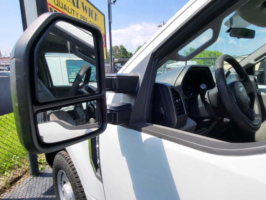2018 Ford Super Duty F-250 SRW PICKUP / FLATBED 2WD, available for sale in COPIAGUE, New York | Warwick Auto Sales Inc. COPIAGUE, New York 2018 Ford Super Duty F-250 SRW PICKUP / FLATBED 2WD, available for sale in COPIAGUE, New York | Warwick Auto Sales Inc. COPIAGUE, New York