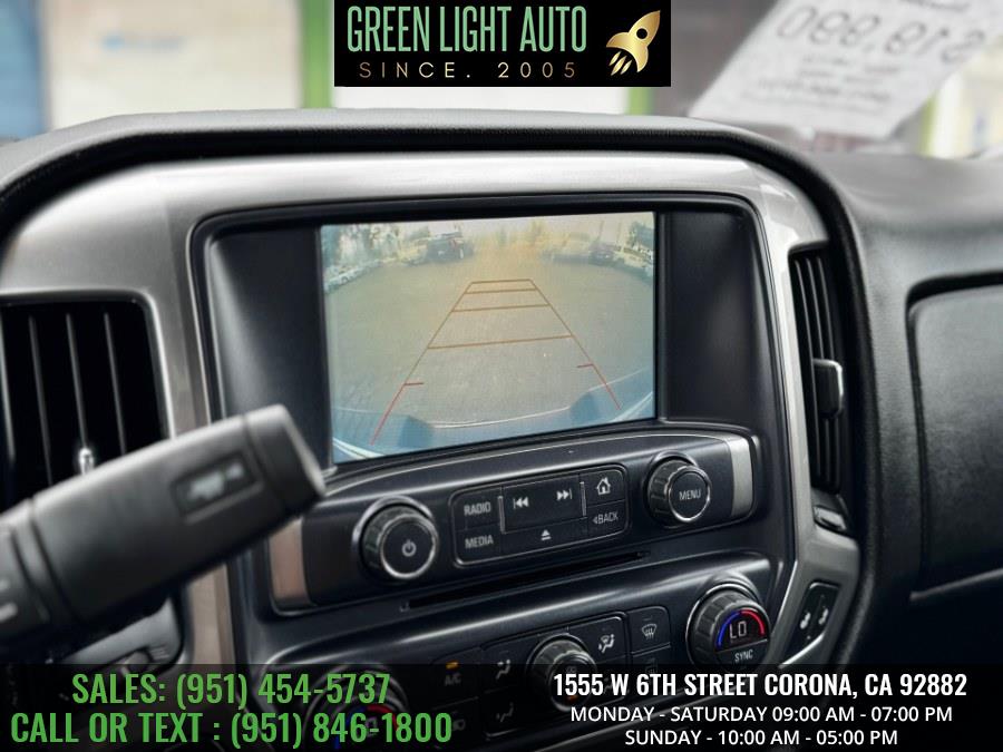 2018 Chevrolet Silverado 1500 4WD Crew Cab 143.5" LT w/2LT, available for sale in Corona, California | Green Light Auto. Corona, California 2018 Chevrolet Silverado 1500 4WD Crew Cab 143.5" LT w/2LT, available for sale in Corona, California | Green Light Auto. Corona, California