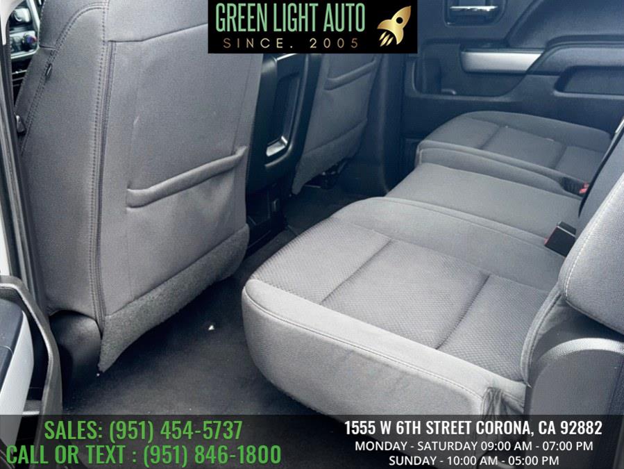 2018 Chevrolet Silverado 1500 4WD Crew Cab 143.5" LT w/2LT, available for sale in Corona, California | Green Light Auto. Corona, California 2018 Chevrolet Silverado 1500 4WD Crew Cab 143.5" LT w/2LT, available for sale in Corona, California | Green Light Auto. Corona, California