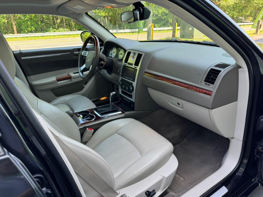 2010 Chrysler 300 4dr Sdn 300C AWD, available for sale in Ashland, Massachusetts | New Beginning Auto Service Inc. Ashland, Massachusetts 2010 Chrysler 300 4dr Sdn 300C AWD, available for sale in Ashland, Massachusetts | New Beginning Auto Service Inc. Ashland, Massachusetts