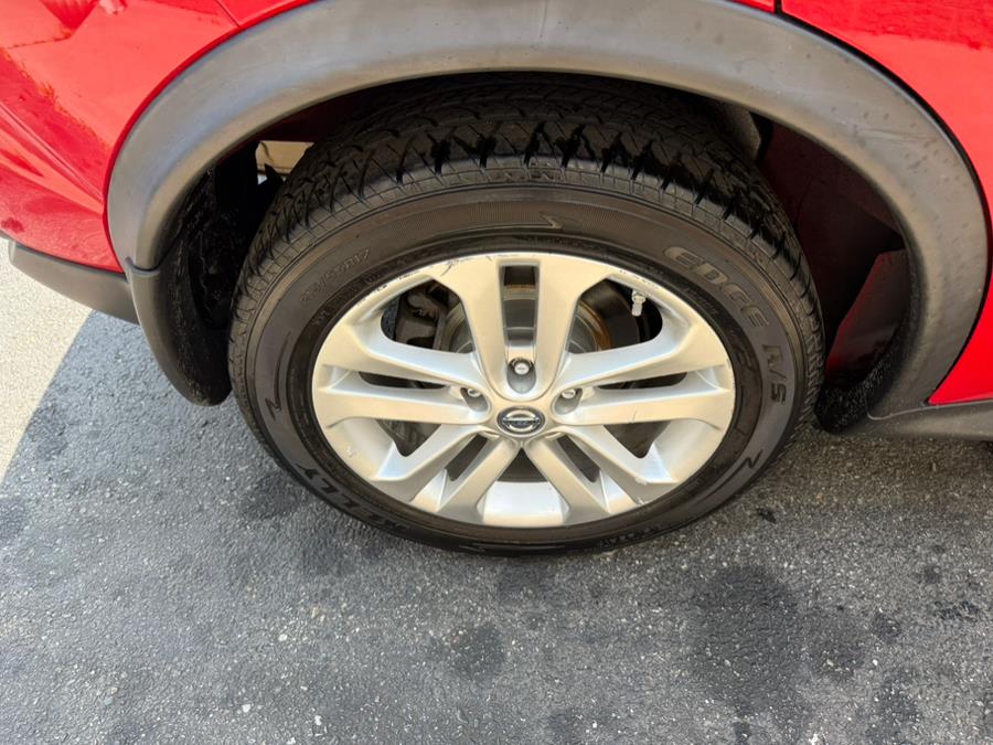 2015 Nissan JUKE 5dr Wgn CVT SV AWD, available for sale in East Windsor, Connecticut | Century Auto And Truck. East Windsor, Connecticut 2015 Nissan JUKE 5dr Wgn CVT SV AWD, available for sale in East Windsor, Connecticut | Century Auto And Truck. East Windsor, Connecticut