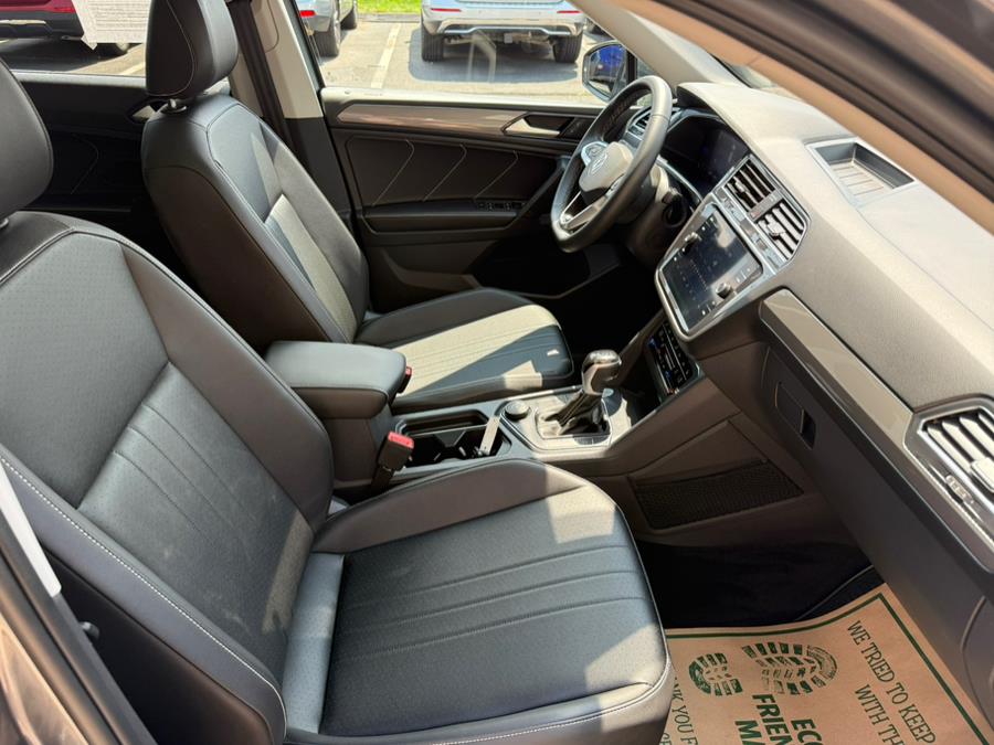2022 Volkswagen Tiguan 2.0T SE 4MOTION, available for sale in East Windsor, Connecticut | Century Auto And Truck. East Windsor, Connecticut 2022 Volkswagen Tiguan 2.0T SE 4MOTION, available for sale in East Windsor, Connecticut | Century Auto And Truck. East Windsor, Connecticut