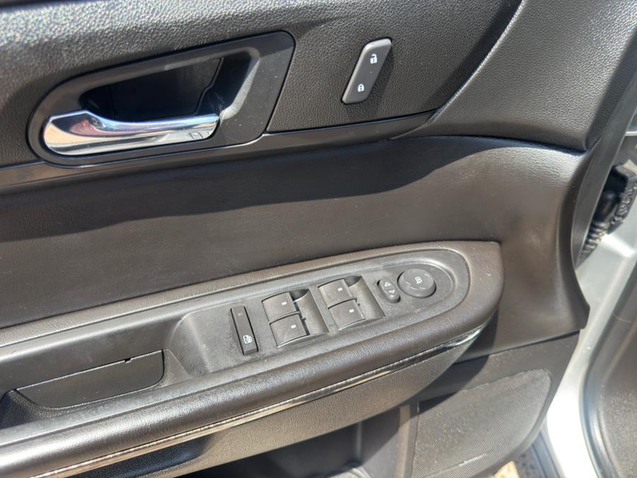 2016 GMC Acadia AWD 4dr SLT w/SLT-1, available for sale in Manchester, Connecticut | Carsonmain LLC. Manchester, Connecticut 2016 GMC Acadia AWD 4dr SLT w/SLT-1, available for sale in Manchester, Connecticut | Carsonmain LLC. Manchester, Connecticut
