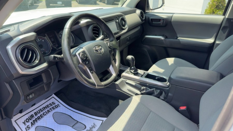 2016 Toyota Tacoma 4WD Double Cab LB V6 AT SR5 (Natl), available for sale in Waterbury, Connecticut | West End Automotive Center. Waterbury, Connecticut 2016 Toyota Tacoma 4WD Double Cab LB V6 AT SR5 (Natl), available for sale in Waterbury, Connecticut | West End Automotive Center. Waterbury, Connecticut